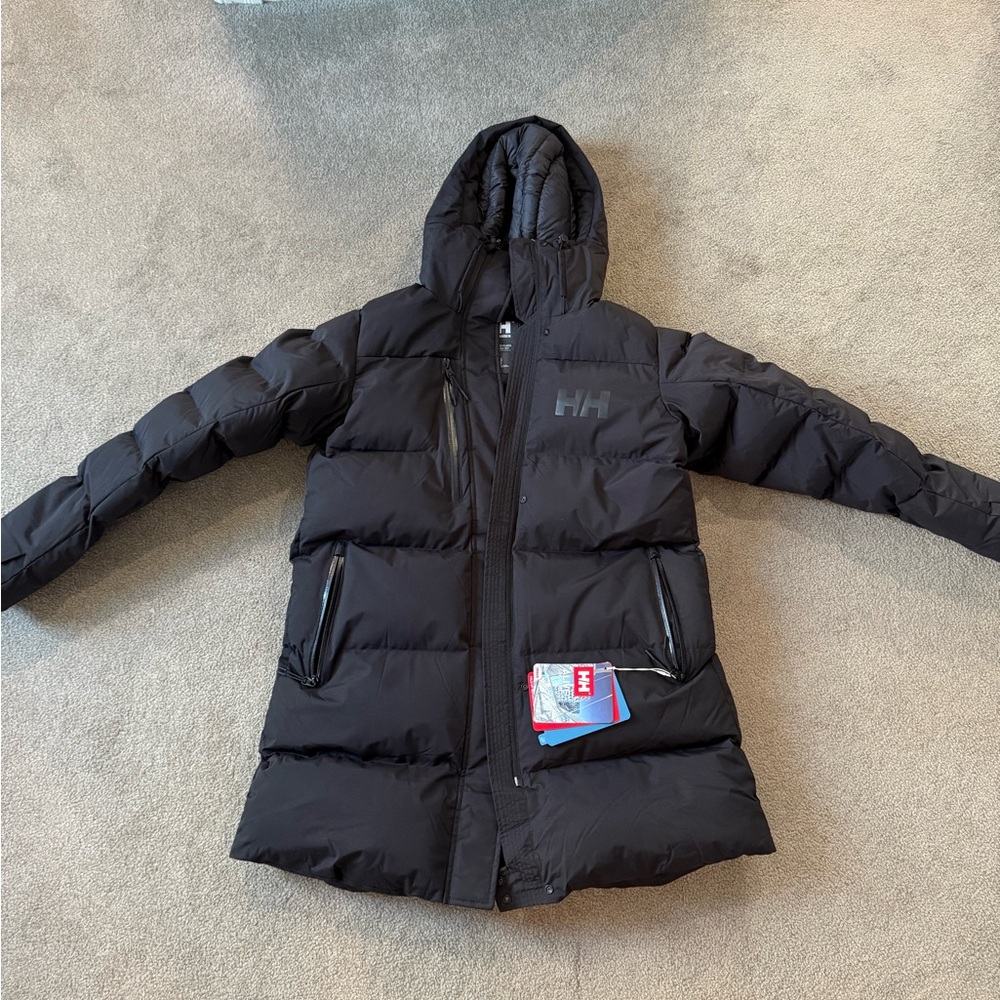 Helly Hansen women’s L Adore puffy parka
